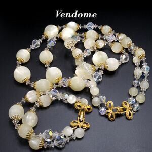 Vintage Vendome 1960s Crystal Bead Necklace Bracelet Set Frosted Lucite